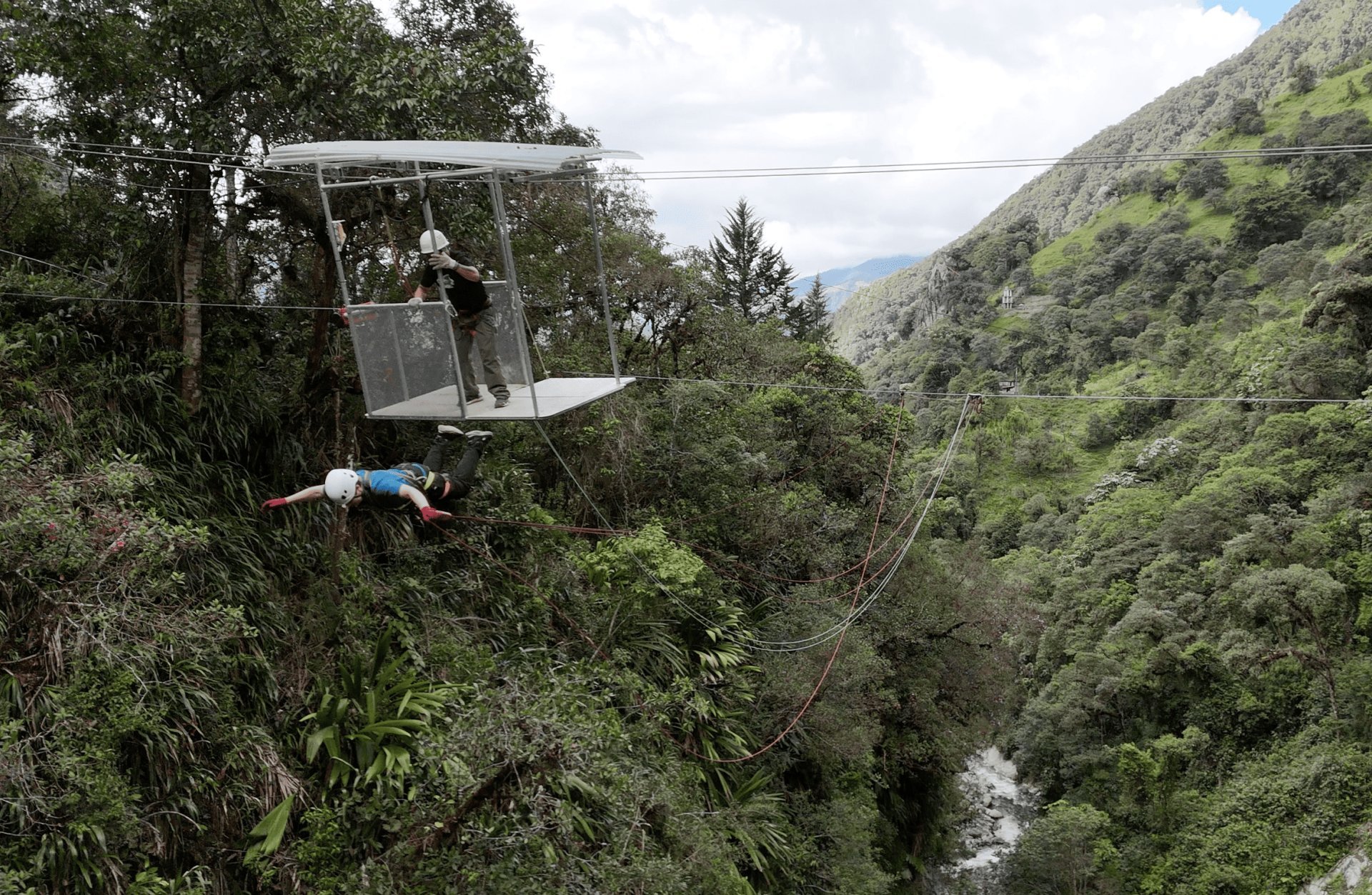 Alexander Tours - Baños de Agua Santa Ecuador